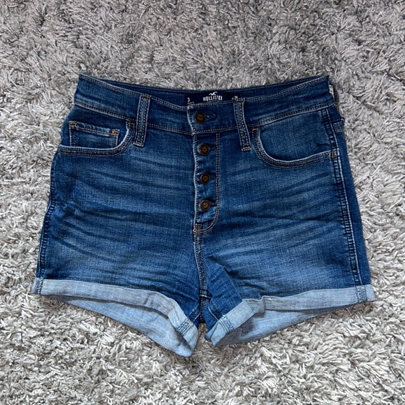 Hollister Pants - Hollister Denim High Rise Button Shorts Size 3/26